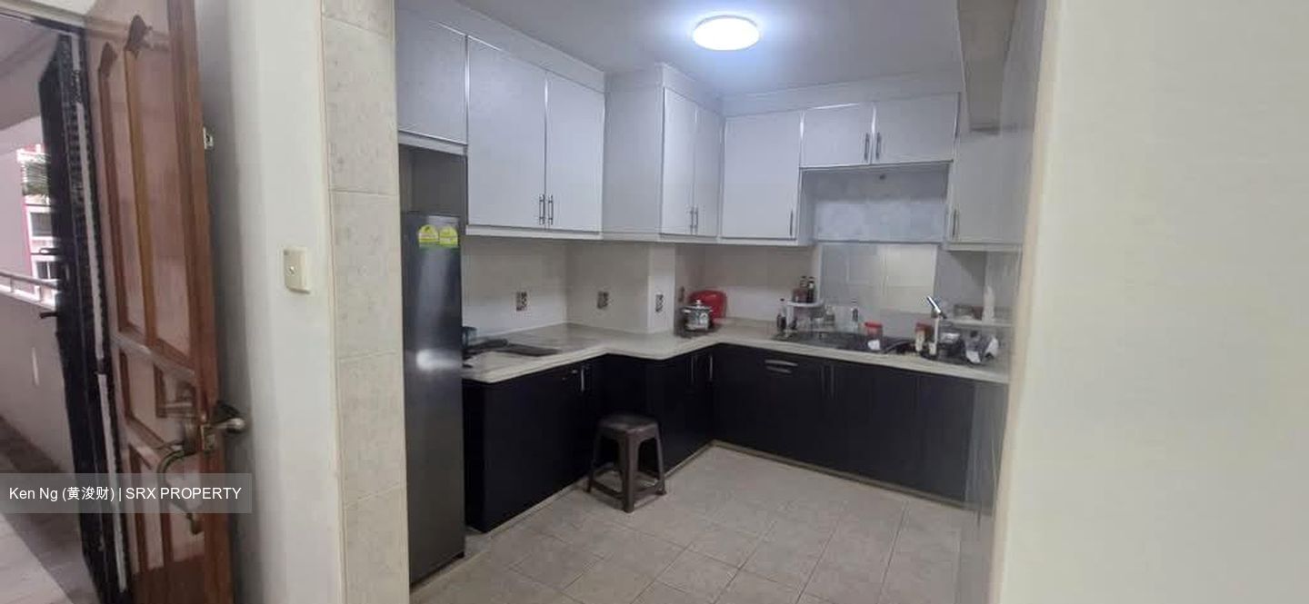 Blk 696 Jurong West Central 1 (Jurong West), HDB 4 Rooms #583916471